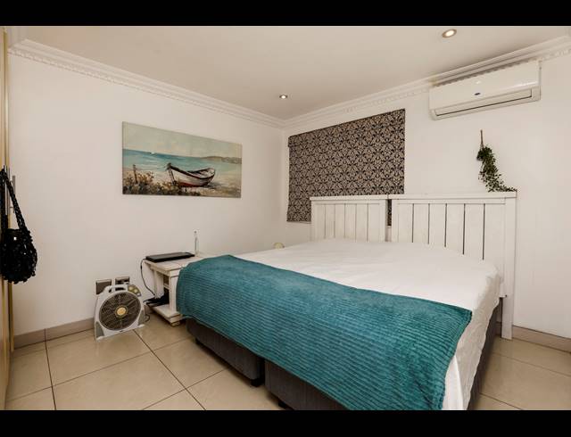 1 BEDROOM APARTMENT FOR SALE IN POINT WATERFRONT